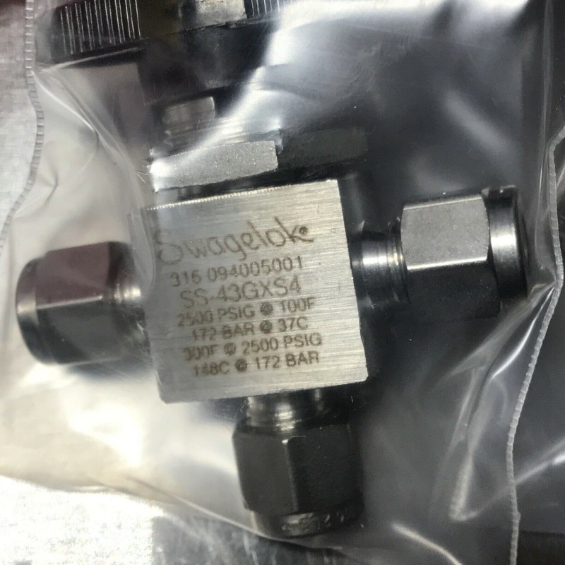 Swagelok Stainless Steel 3-Way Ball Valve, 1/4